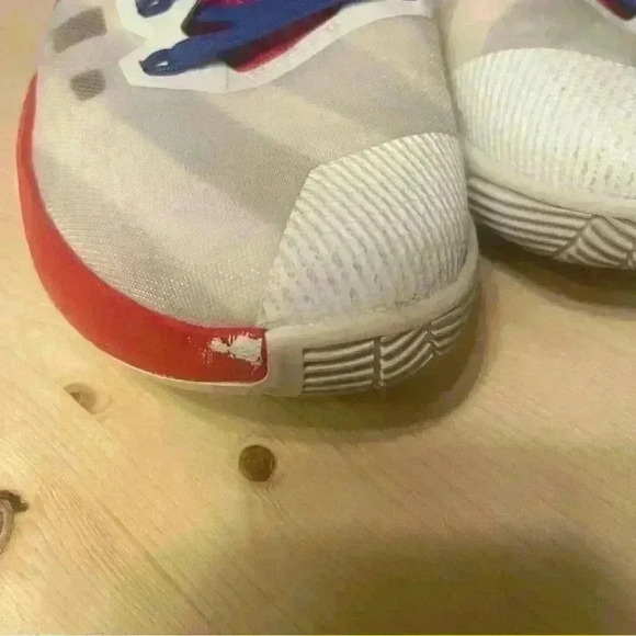 Nike Hyperdunk in Good to great Sz 8 Men’s Stars. Red White and Blue. American - Picture 9 of 14